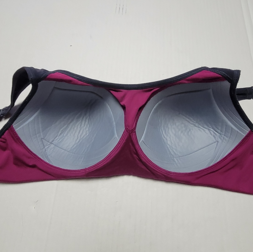 Sports Bra - Picture 6 of 11